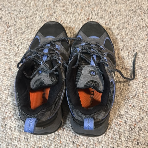 Merrell Castle Rock Women's Lavender Gray All Terrain Hiking Shoe - Size 7.5 - Picture 2 of 5